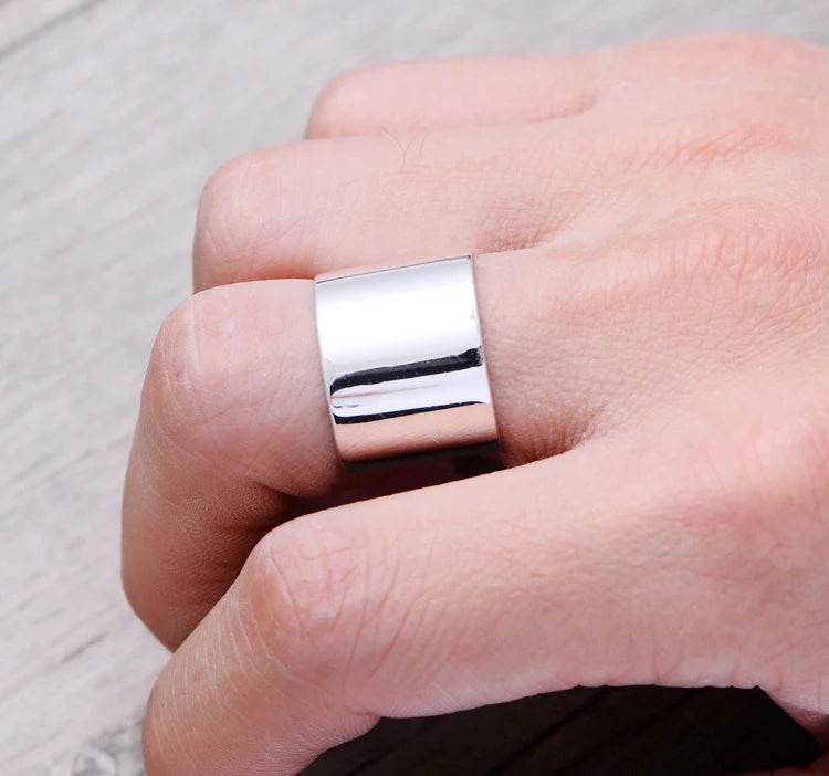 Smooth Elegance Ring